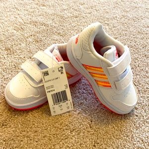 NWT Adidas hoops 2.0